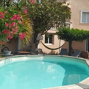  Séjour chez l'habitant Les Mondes France
