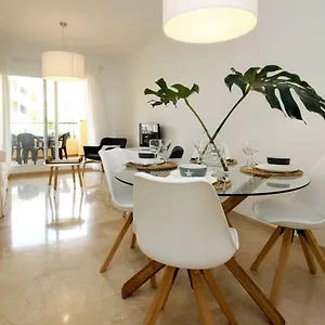 https://precioso-apartamento-en-riviera-del-sol.es-andalucia.com